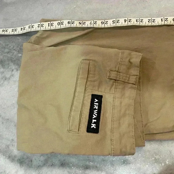 Airwalk Men’s Tan Khaki Cotton Blend Stretch Chino Skater Pants Size 32 - Picture 6 of 11